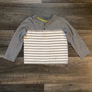 🚥3/$12🚥 Crazy 8 Henley top